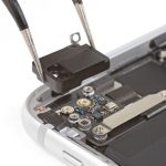 iPhone 8 Plus -  Thay thế Ăng-ten trên cùng bên trái