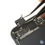 iPhone 7 Plus - Thay thế Ăng-ten trên cùng bên trái