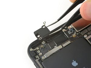 iPhone 7 Plus – Thay thế Ăng-ten trên cùng bên trái