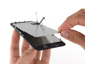 iPhone 7 – Thay thế tấm chắn LCD