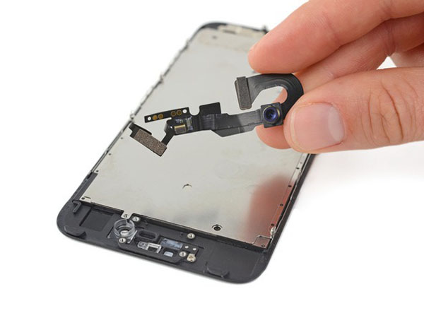 iPhone 7 – Thay thế camera trước và cáp cảm biến