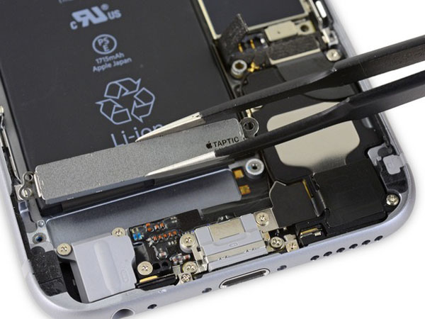 iPhone 6s – Thay thế động cơ Taptic