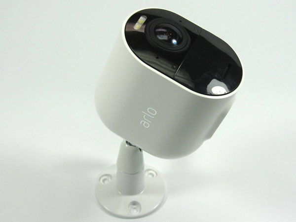 Camera an ninh HDR không dây Arlo Ultra 4K – Hướng dẫn tháo lắp